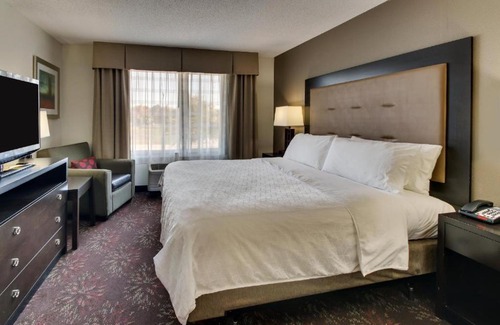 Lititz Hotel | Holiday Inn Express Hotel & Suites Lancaster-Lititz by IHG