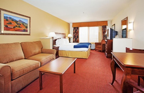 Tooele Hotel | Holiday Inn Express Hotel & Suites Tooele by IHG