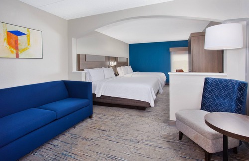 Dover Hotel | Holiday Inn Express Hotel & Suites Dover by IHG