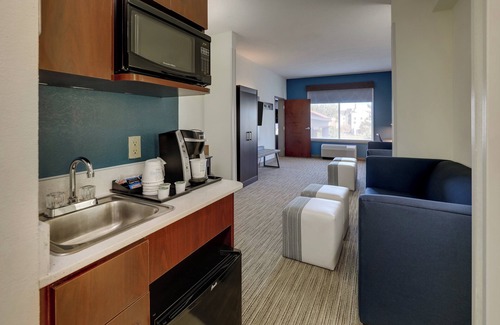 Gadsden Hotel | Holiday Inn Express Hotel & Suites Gadsden W-Near Attalla by IHG