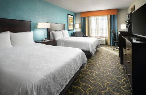 Grapevine Hotel | Holiday Inn Express Hotel and Suites DFW-Grapevine by IHG