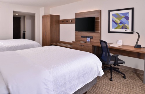 Mesquite Hotel | Holiday Inn Express Hotel & Suites Mesquite by IHG