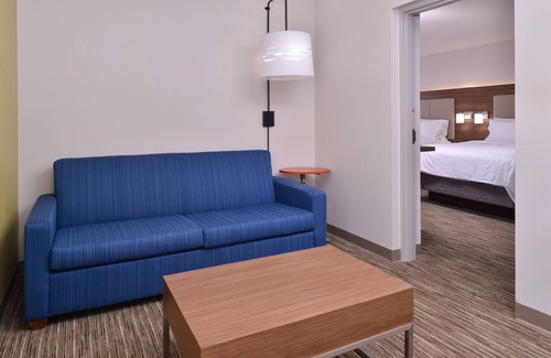 Mesquite Hotel | Holiday Inn Express Hotel & Suites Mesquite by IHG