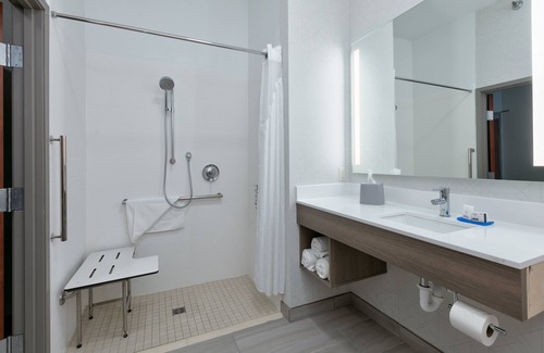 Shakopee Hotel | Holiday Inn Express Hotel & Suites Minneapolis SW - Shakopee by IHG