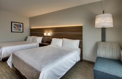 Waukegan Hotel | Holiday Inn Express Hotel & Suites Waukegan/Gurnee by IHG