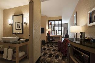 Ludlam Hotel | Holiday Inn Express Miami Airport-Blue Lagoon Area by IHG