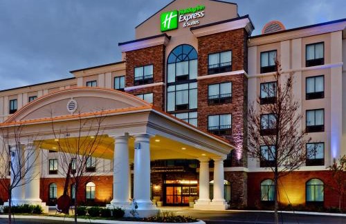 Pennington Bend Hotel | Holiday Inn Express Nashville-Opryland by IHG