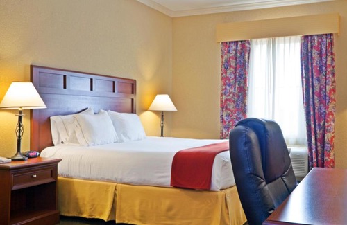 Salado Hotel | Holiday Inn Express of Salado-Belton by IHG