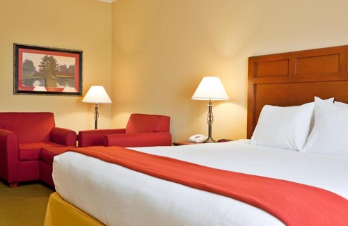Salado Hotel | Holiday Inn Express of Salado-Belton by IHG