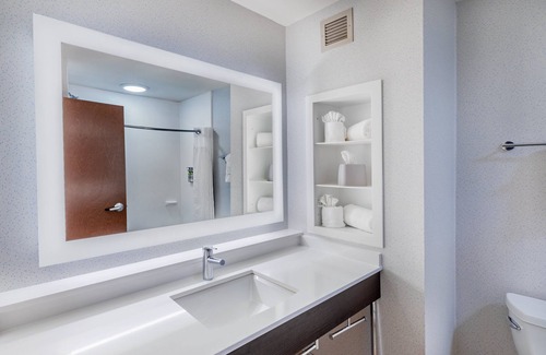 Picayune Hotel | Holiday Inn Express Picayune-Stennis Space Center by IHG
