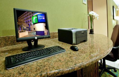 Monroe Ward Hotel | Holiday Inn Express - Richmond Downtown by IHG
