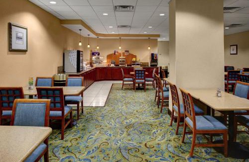 Monroe Ward Hotel | Holiday Inn Express - Richmond Downtown by IHG
