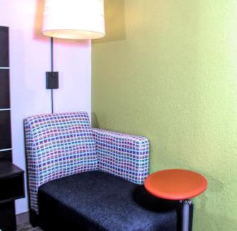 North Greece Hotel | Holiday Inn Express Rochester - Greece by IHG