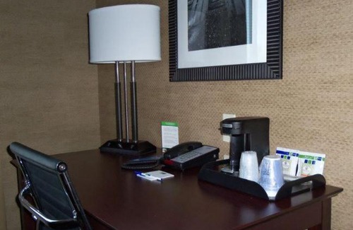 Caddo Valley Hotel | Holiday Inn Express & Suites Arkadelphia - Caddo Valley by IHG