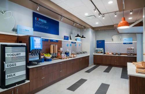 St. Peters Hotel | Holiday Inn Express & Suites - St Peters by IHG