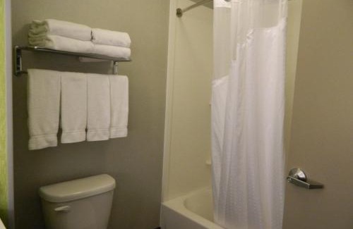 Shippensburg Hotel | Holiday Inn Express & Suites Shippensburg by IHG