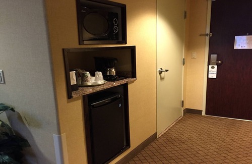 Woodland Hotel | Holiday Inn Express Sacramento Airport Woodland by IHG