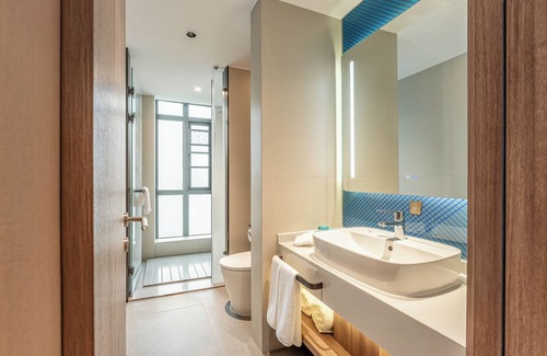 Xinzhou District Hotel | Holiday Inn Express Shangrao Railway Station by IHG
