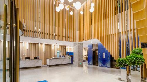 Jiading Hotel | Holiday Inn Express Shanghai Hongqiao North by IHG