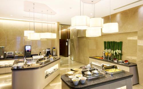 Putuo Hotel | Holiday Inn Express Shanghai Jinsha by IHG
