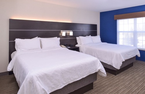 Southfield Hotel | Holiday Inn Express Southfield-Detroit, an IHG Hotel