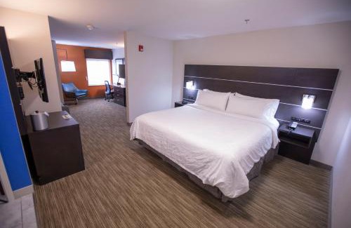 Locust Grove Hotel | Holiday Inn Express & Suites Locust Grove by IHG
