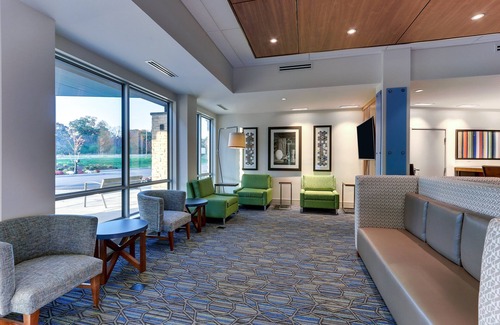 Mechanicstown Hotel | Holiday Inn Express & Suites Middletown - Goshen by IHG