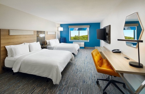Bridgeport Hotel | Holiday Inn Express & Suites Bridgeport by IHG
