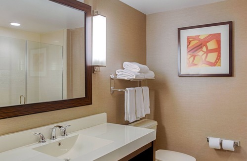 Catonsville Hotel | Holiday Inn Express & Suites Baltimore West - Catonsville by IHG