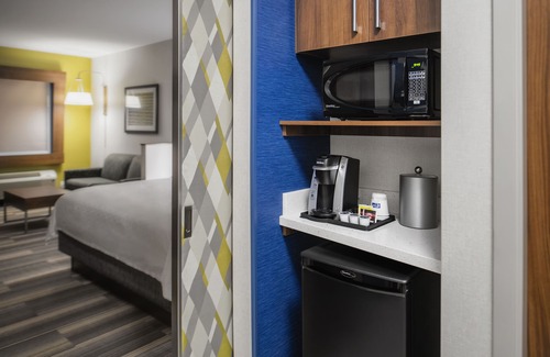 Dilworth Mountain Estates Hotel | Holiday Inn Express & Suites Kelowna - East by IHG