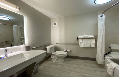 Somerset Hotel | Holiday Inn Express & Suites Somerset Central by IHG