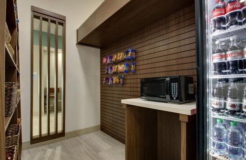 Laurel Hotel | Holiday Inn Express & Suites Laurel by IHG