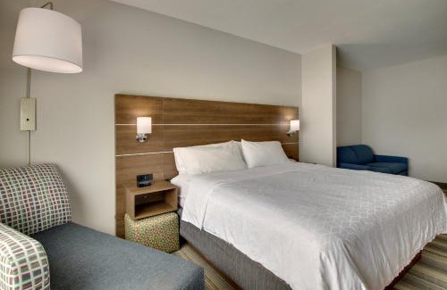Laurel Hotel | Holiday Inn Express & Suites Laurel by IHG