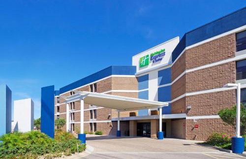 Tempe Hotel | Holiday Inn Express & Suites Phoenix - Tempe by IHG