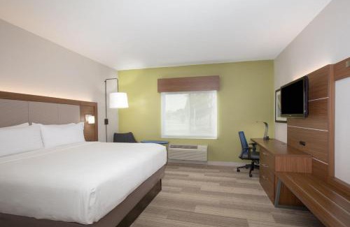 Amarillo Hotel | Holiday Inn Express & Suites Amarillo by IHG