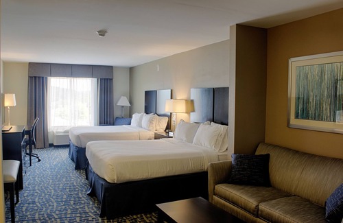 Lebanon Hotel | Holiday Inn Express & Suites Lebanon by IHG