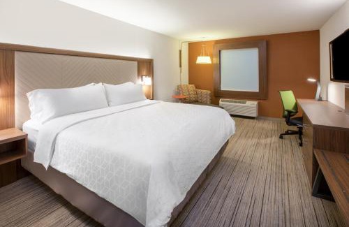 Spring Hotel | Holiday Inn Express & Suites Spring - Woodlands Area by IHG