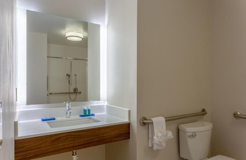 Vandalia Hotel | Holiday Inn Express & Suites Vandalia by IHG