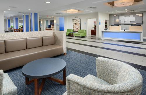 Tullahoma Hotel | Holiday Inn Express - Tullahoma by IHG