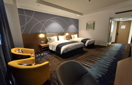 Weihai Hotel | Holiday Inn Express-Weihai Economic Zone by IHG