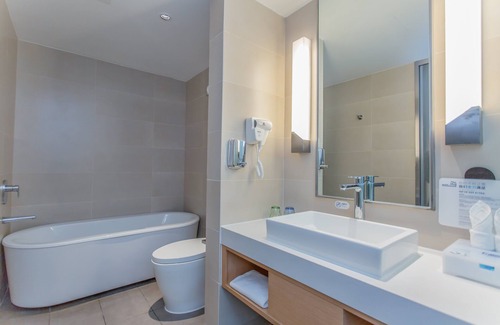 Yucheng District Hotel | Holiday Inn Express Ya'An City Center by IHG