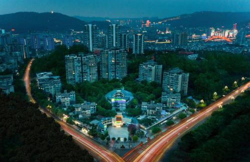 Cuiping District Hotel | Holiday Inn Express Yibin Xuzhou by IHG