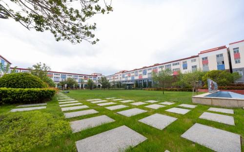 Zhengzhou Hotel | Holiday Inn Express Zhengzhou Airport by IHG