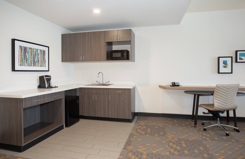 Glendale Hotel | Holiday Inn Glendale - Stadium & Ent Dist by IHG