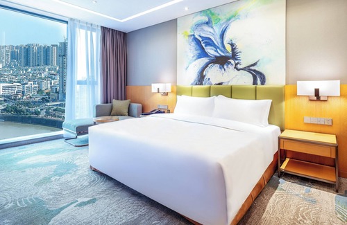 Shizhong District Hotel | Holiday Inn Neijiang Riverside by IHG