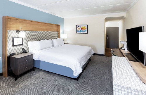 Port Arthur Hotel | Holiday Inn Port Arthur Park Central by IHG