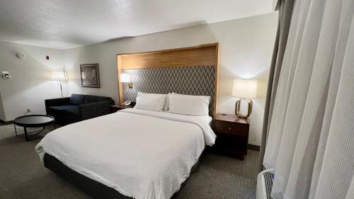 Rock Springs Hotel | Holiday Inn Rock Springs by IHG