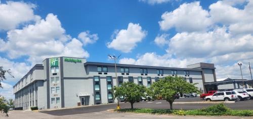 Sunset Hills Hotel | Holiday Inn St Louis SW - Route 66 by IHG