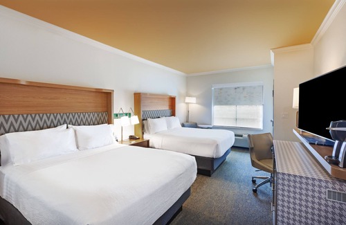 McKinney Hotel | Holiday Inn & Suites McKinney - N Allen by IHG
