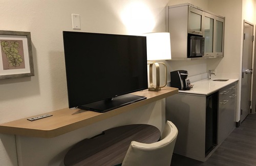 McKinney Hotel | Holiday Inn & Suites McKinney - N Allen by IHG